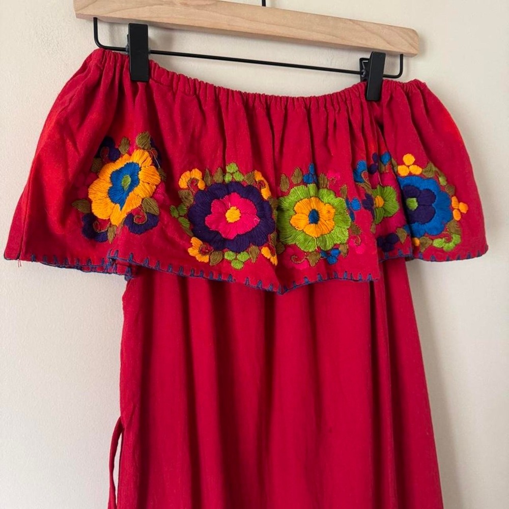 Vintage Mexican Red Embroidered Dress Oaxaca Flower Blue Yellow Short - Picture 2 of 6